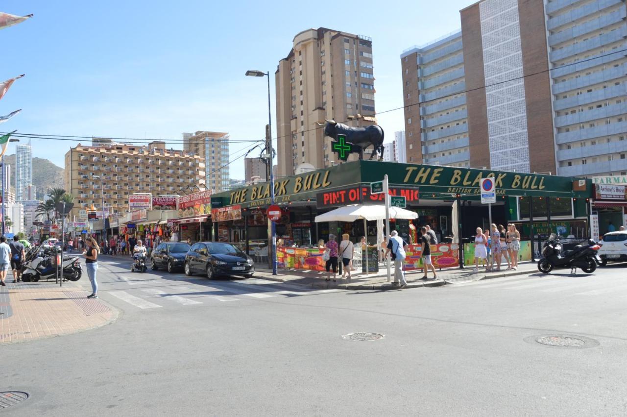 Apts Ara With Pool Benidorm Exterior photo