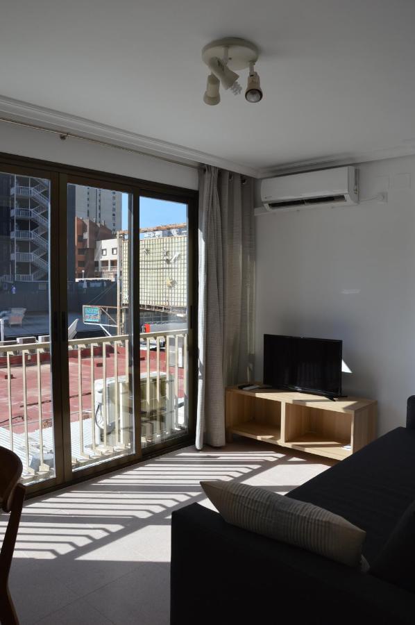 Apts Ara With Pool Benidorm Exterior photo